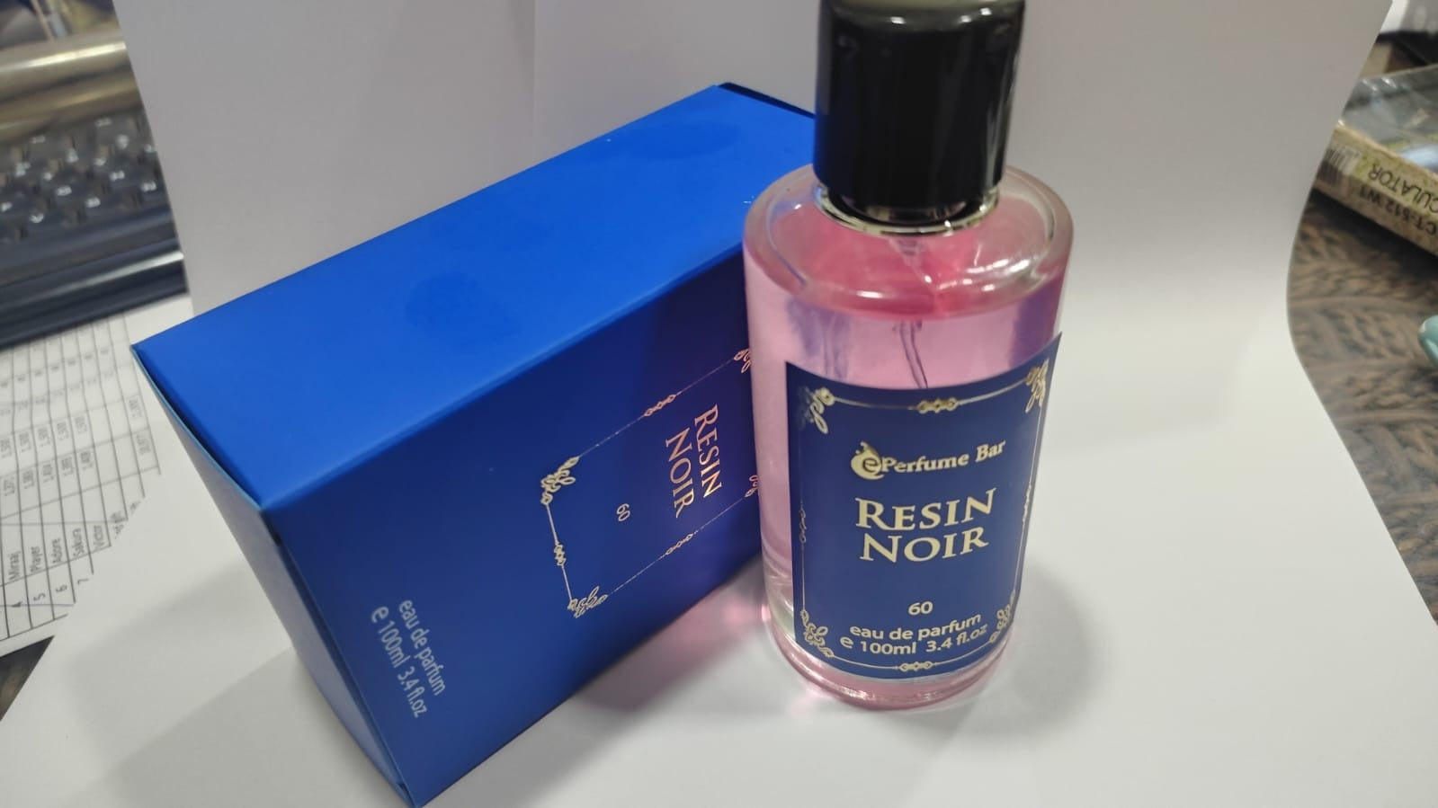 Resin Noir | 60, 3.4 EDP